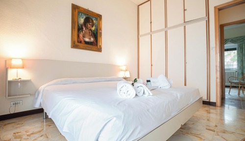 Family Apartment, 2 Bedrooms, Mountainside (Paradiso Al Mare shared pool)