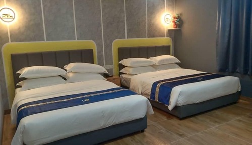 Deluxe Quadruple Room