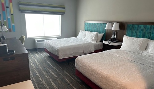 Room, 2 Queen Beds, Refrigerator & Microwave