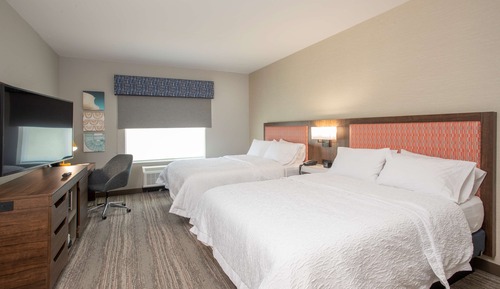 Room, 2 Queen Beds, Refrigerator & Microwave