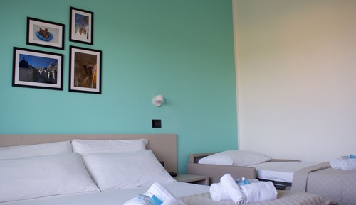 Triple Room (1)