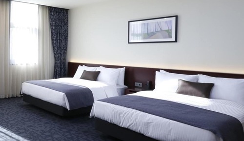 Room (Junior Suite with 2 Breakfasts)