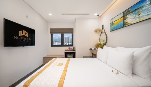 Superior Double City View