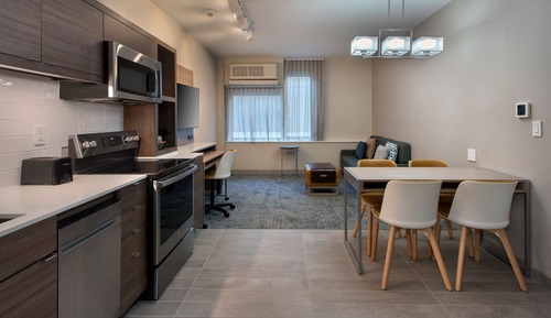Studio, 2 Queen Beds, Non Smoking, Kitchen