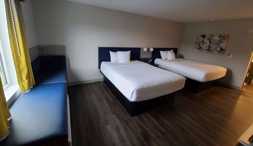 Room, 2 Queen Beds, Non Smoking