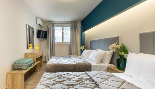 Economy Room