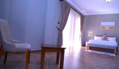 Standard Double Room, 1 Queen Bed