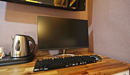 Room (Deluxe (1PC))