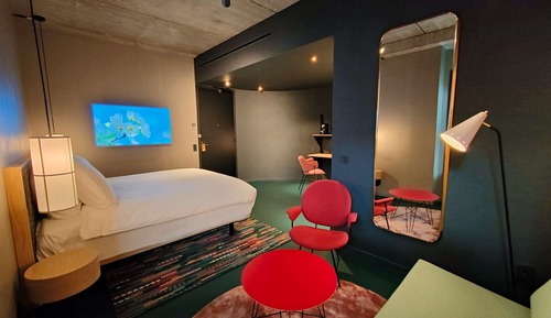 Superior Room, 1 King Bed, Non Smoking