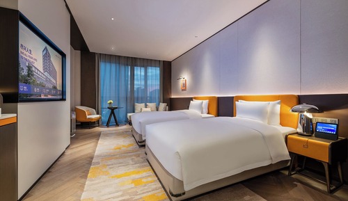 Deluxe Room, 1 King Bed