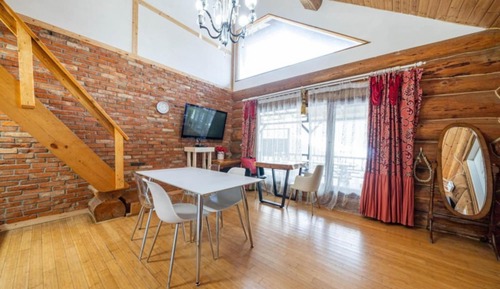Room (Coco (Duplex))