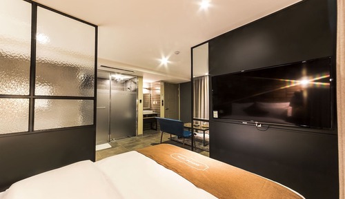 Room (Standard room)