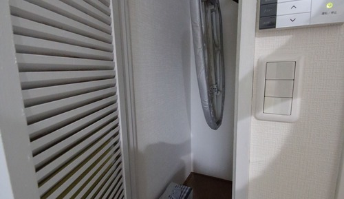 Quadruple Room, Non Smoking (1 Double, 1 Sofa Bed, and 1 Futon)