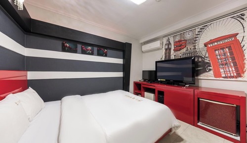 Room (Standard room ((Netflix+Disney Plus+7)