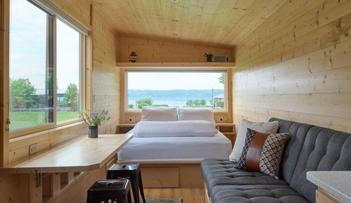 River Queen Cabin