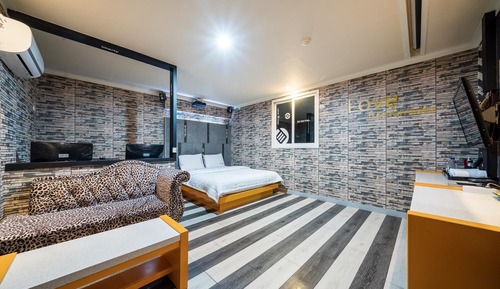 Room (Deluxe room - Concept room (room cool)
