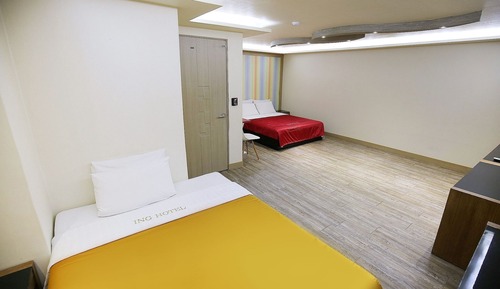 Room (Deluxe A)