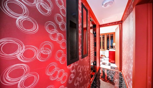 Room (VIP - Two Rooms (Free Netflix in all )