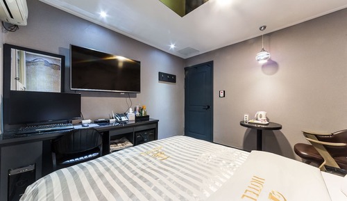 Room (Standard - Gaming 1PC (RTX3060 I5 114)