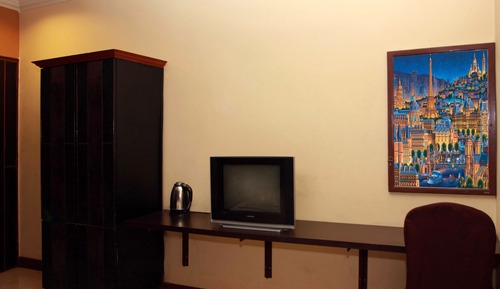 Executive Queen Room