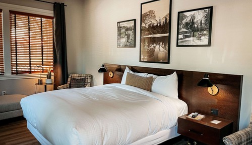 Deluxe Room, 1 King Bed, Non Smoking