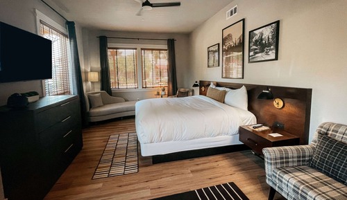 Junior Suite, 1 King Bed, Non Smoking