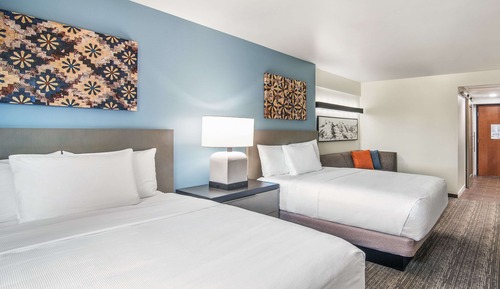 Room, 2 Queen Beds (Den)