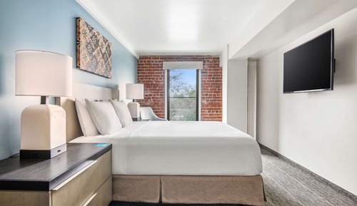 Suite, 1 Bedroom, Kitchen (Accessible, Tub)
