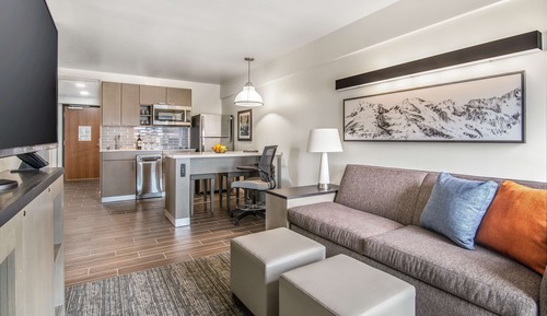 Suite, 1 Bedroom, Kitchen