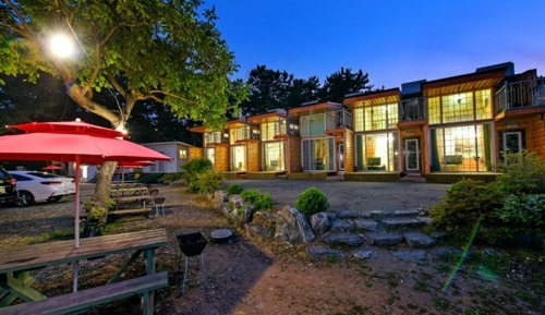Room (Camping House 5)