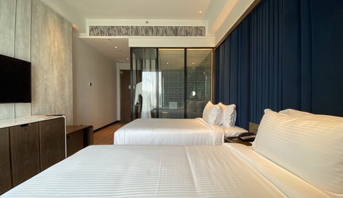 Superior Room, 2 Twin Beds, Golf View