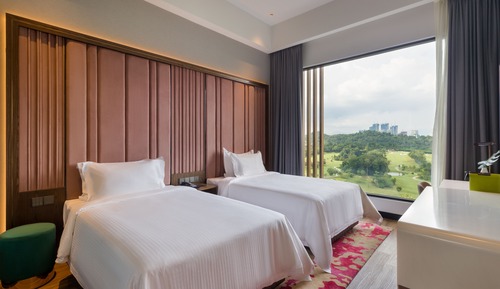 Deluxe Room, 2 Twin Beds, Golf View