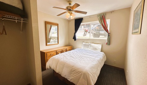 Comfort Condo, 2 Bedrooms, Kitchen, Lake View