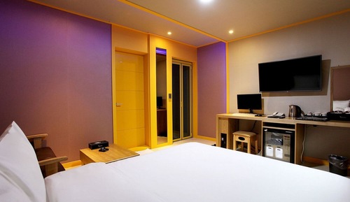 Room (Standard Room)