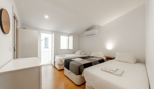 Panoramic Apartment, River View