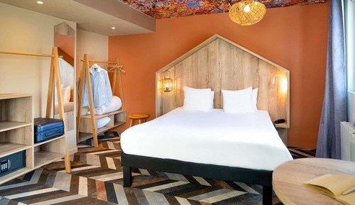 Superior Room, 1 Double Bed with Sofa bed (with Double Bed and Double Sofabed)