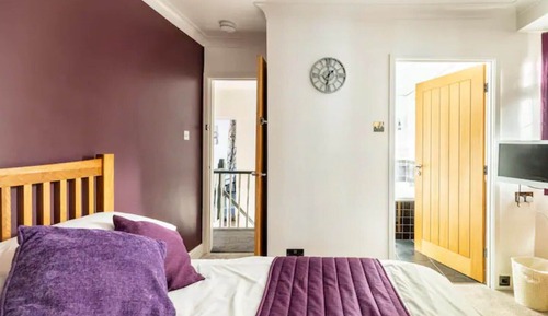 Double Room, Ensuite (Room 3)