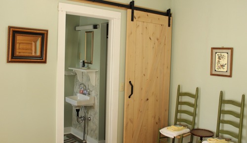 Foothills- Room 17