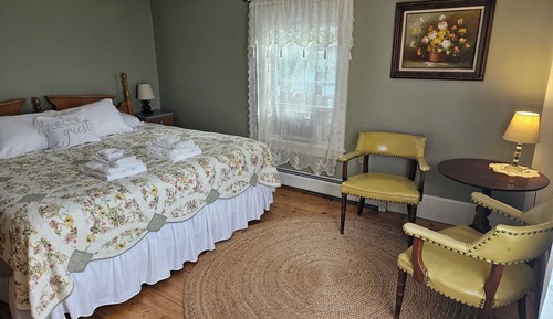Parkside- Room 2