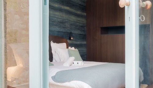 Double Room (Tanjia)