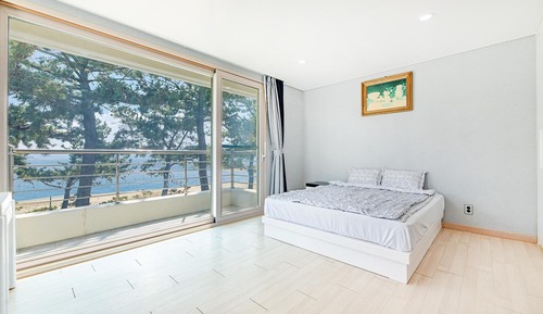 Basic Room, 1 Bedroom (SANUR 201)