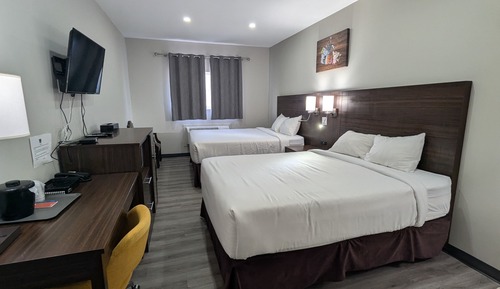 Standard Room, 2 Queen Beds, Non Smoking