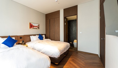 Signature Room