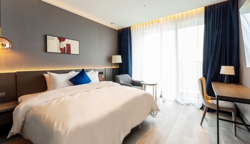 Executive Room