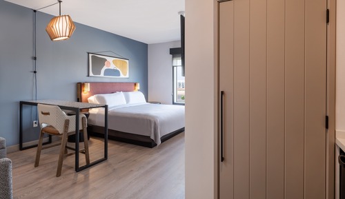 Studio Suite, 1 King Bed, Mountain View