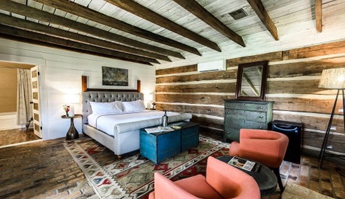 Suite 8