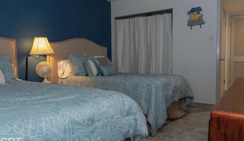 Condo, Multiple Beds, Kitchen, Pool View