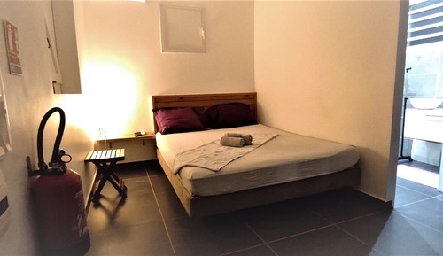 Classic Double Room, 1 Queen Bed, Non Smoking, Air conditioning