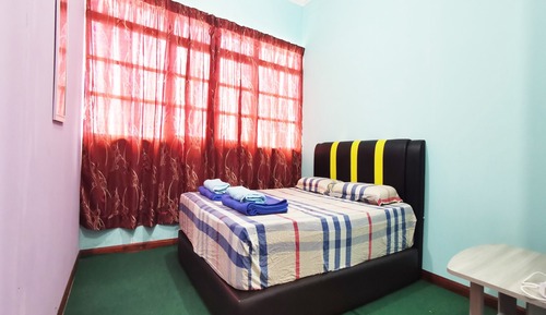 Room, Private Bathroom