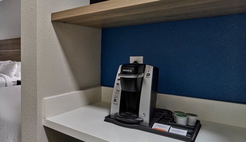 Suite, 2 Queen Beds, Accessible (Communications)